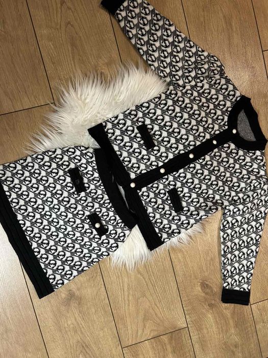 Костюм для дівчинки