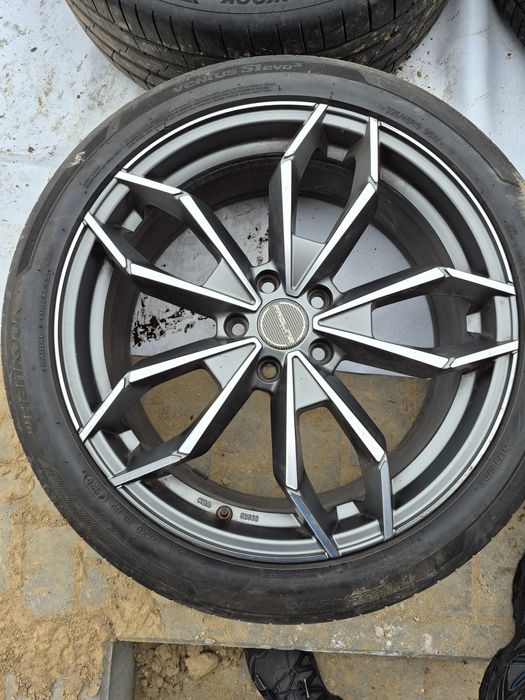 FELGI PROLINE PXM 8x19 5x112 
Średnica:	19Szerokość:	8Rozstaw: