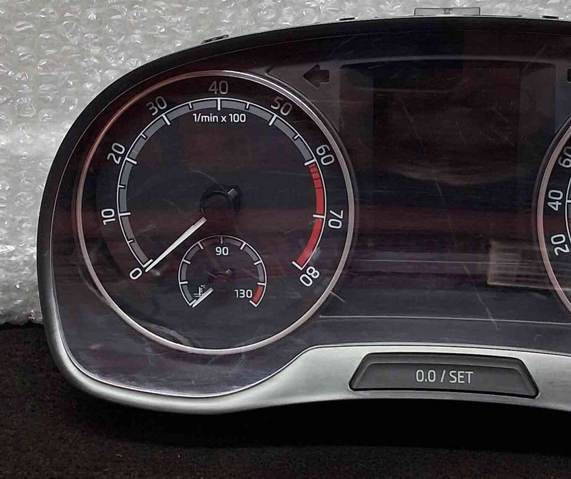 Quadrante / Painel de Instrumentos 6V0920740D - SKODA FABIA III