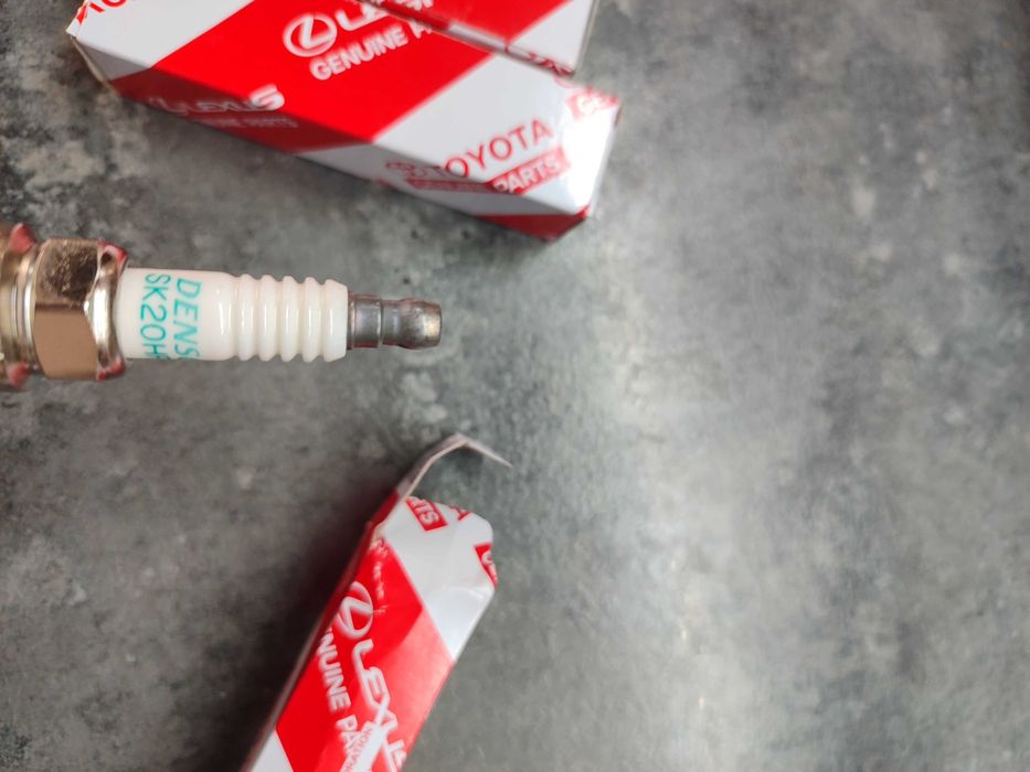 Свечи зажигания Toyota 9091901191 (sk20hr11)