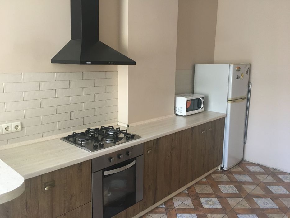 ЭКОНОМНОЕ ЖИЛЬЕ Центр Киева Метро Контрактная Площадь Почтовая Площадь