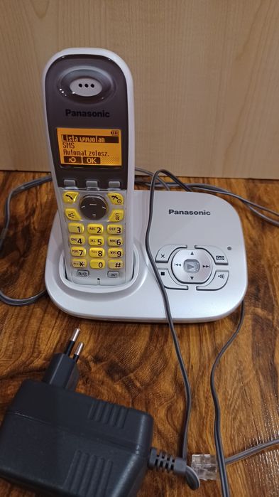 Panasonic telefon z intercom oraz cyfrową sekretarką