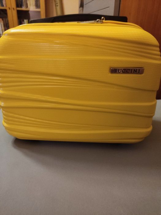 Kuferek na kosmetyki