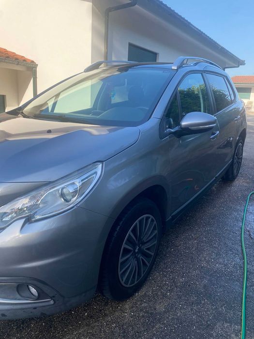 Peugeot 2008 PureTech 110 Allure