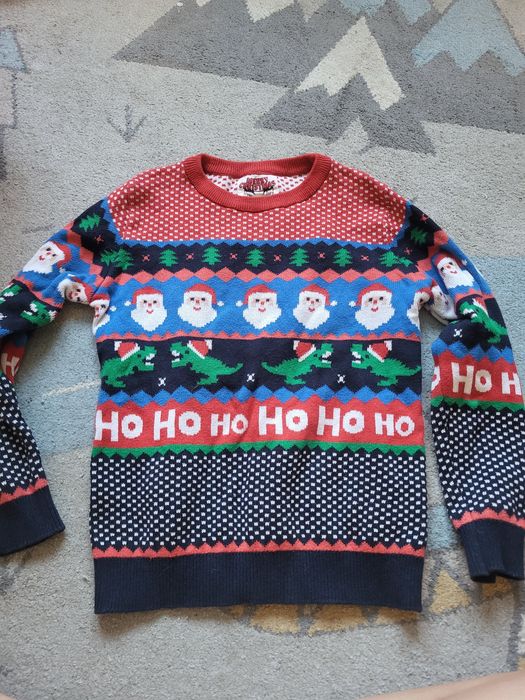 Świąteczny sweter rozmiar 128 dla 7 lub 8 latka