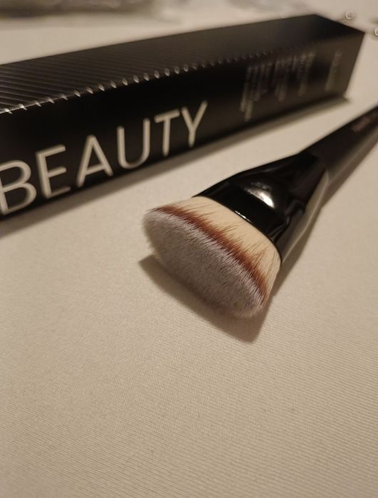 Nowy pędzel flat top owalny