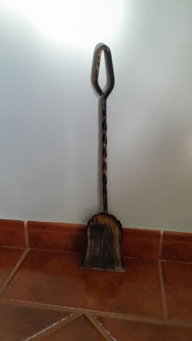 Utensílios para lareira em ferro forjado