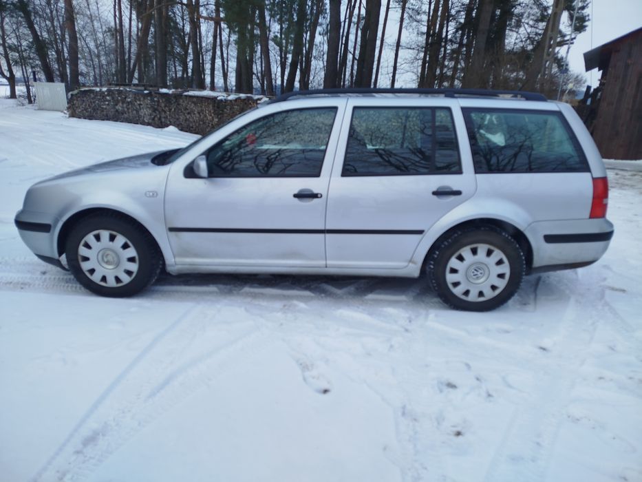 Sprzedam VW Golf 4 kombi 2002r. 1.6 benzyna+gaz