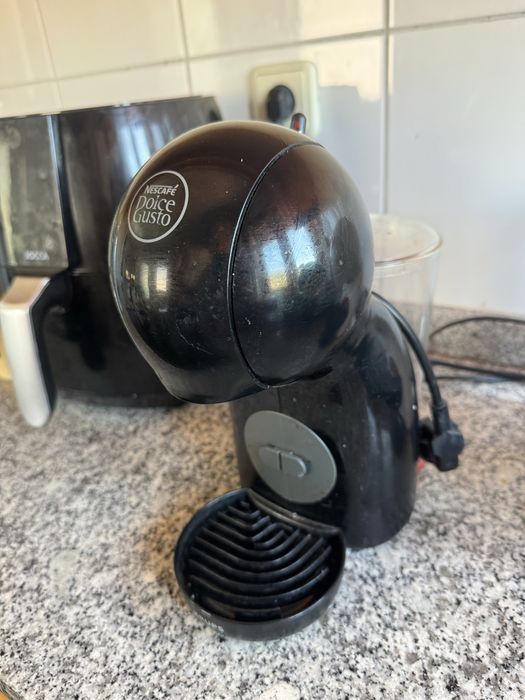 Maquina de cafe dolce gusto