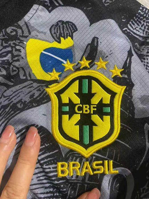 Kreatywna koszulka tematu drużyny Brazylii /L