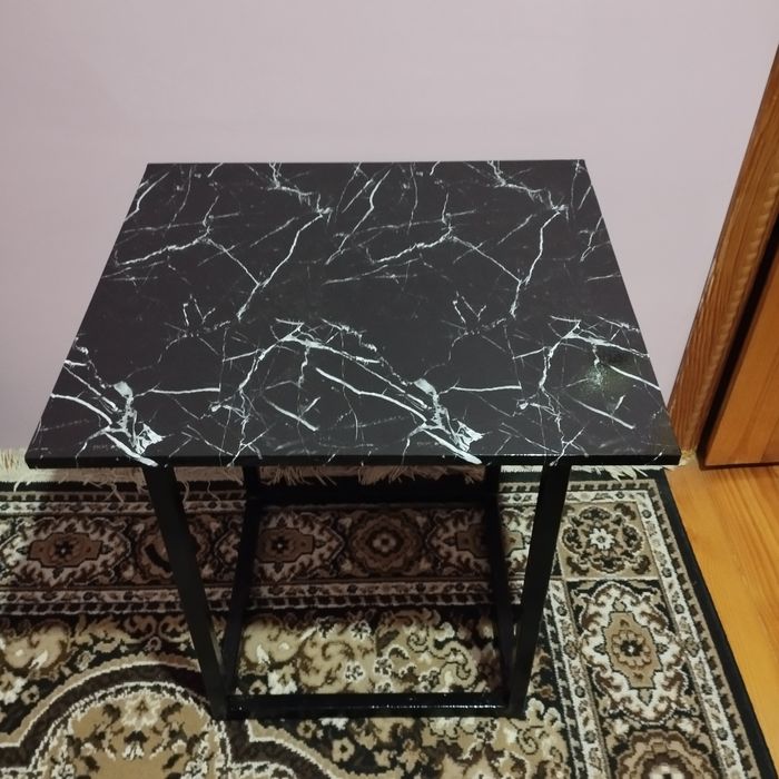 Столик в стилі Loft