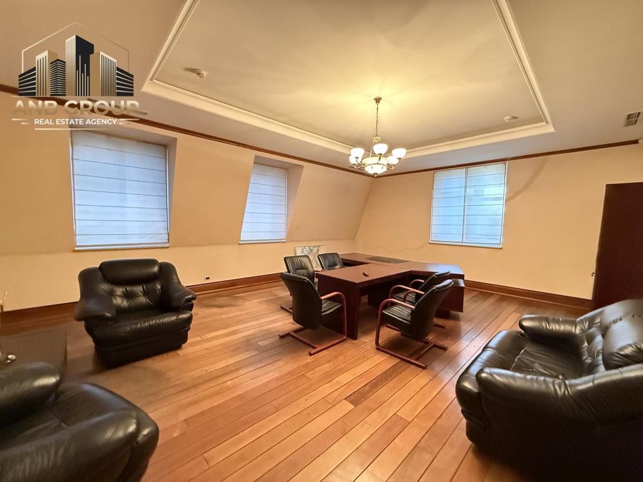 Без% Аренда целого здания на Печерске 1860м2, ул.Тютюнныка