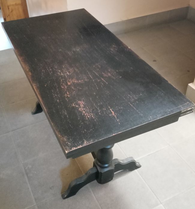 Ławo/stół czarny, regulowana wysokość.