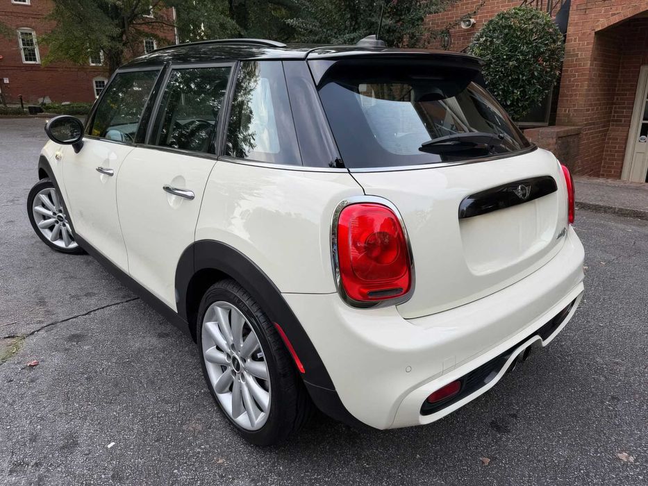 MINI Cooper S 4-Door      2018