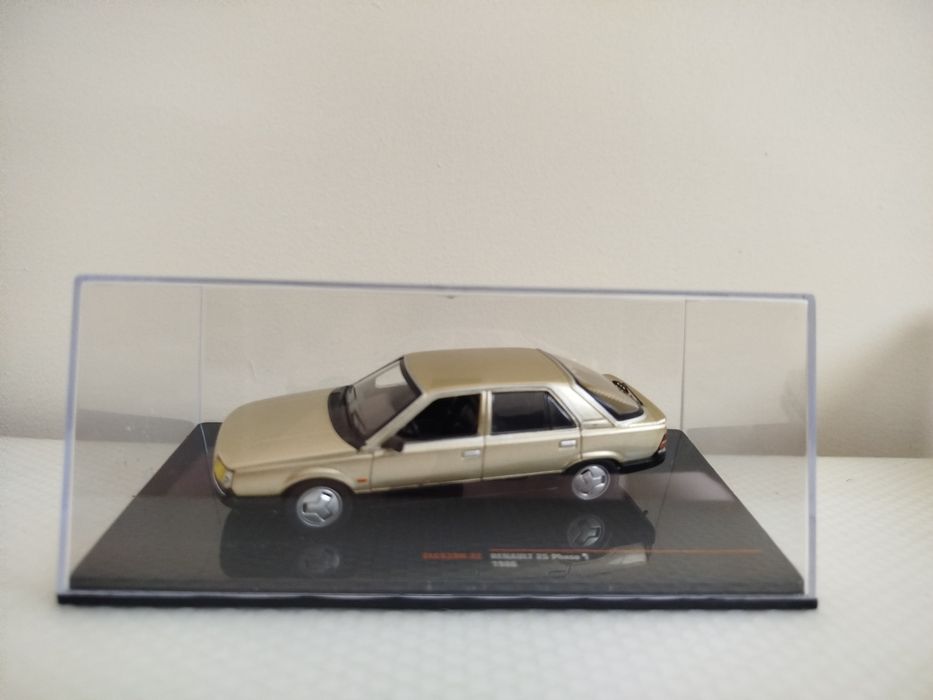 Miniatura Renault 25 Nova 1/43