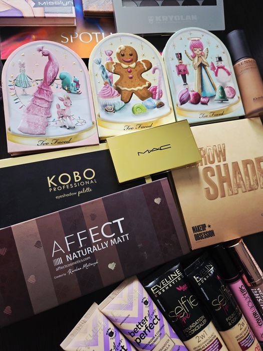 Zestaw kosmetyków 21 elementów Mac Affect Pease Kobo