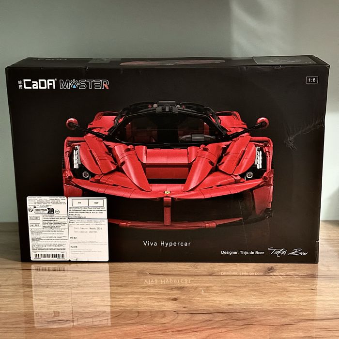 Конструктор CaDa Ferrari LaFerrari 4739 деталей феррарі када в коробці