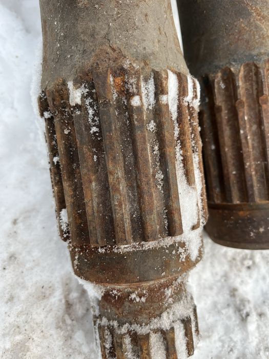 Продам полуося мтз 80,82