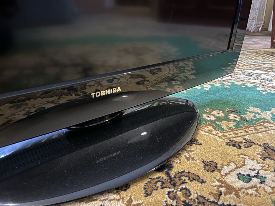 Продам телевизор Toshiba 32 диагональ