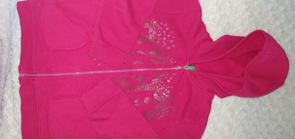 Casaco rosa com capuz bennetton