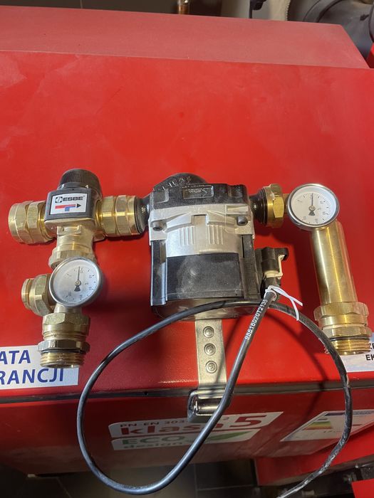 Grupa pompowa GRUNDFOS & ESBE