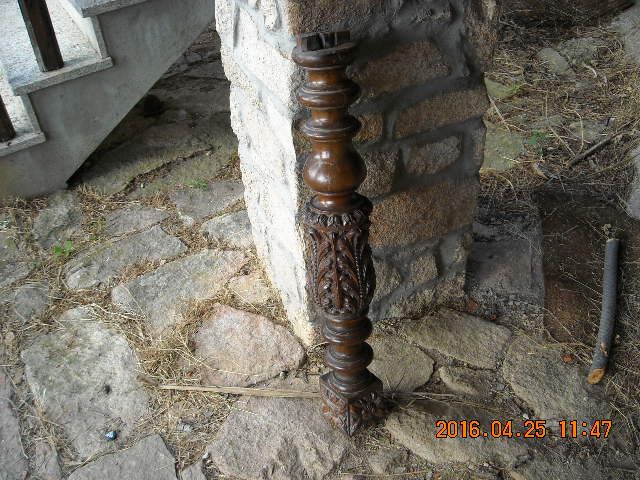6 colunas mogno em talha manual