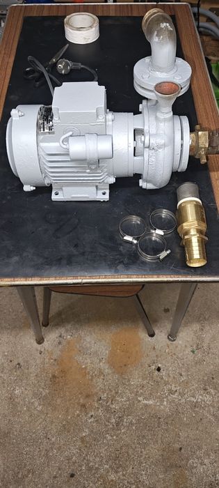 Vendo bomba de água elétrica