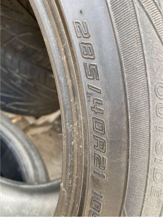 Резина на авто 285/40/r21
