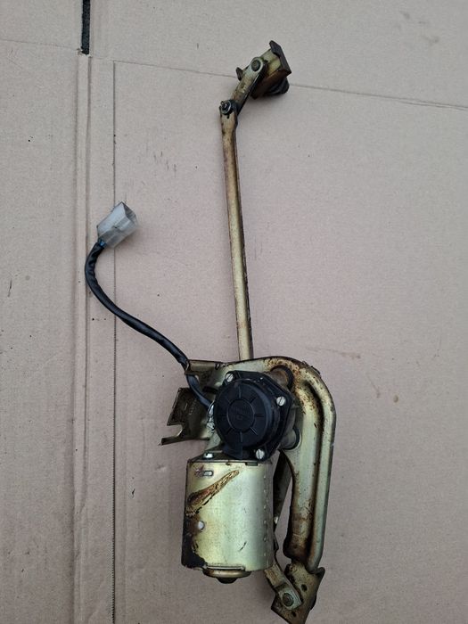 Silniczek wycieraczek Fiat 126p Maluch