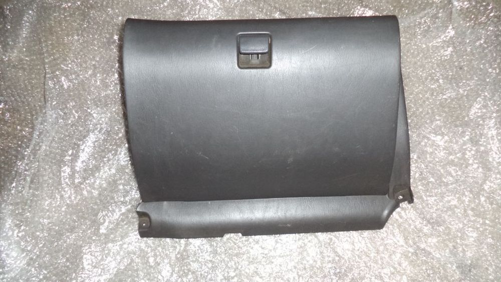 Porta luvas Toyota Corolla ano 1998 a 2001
