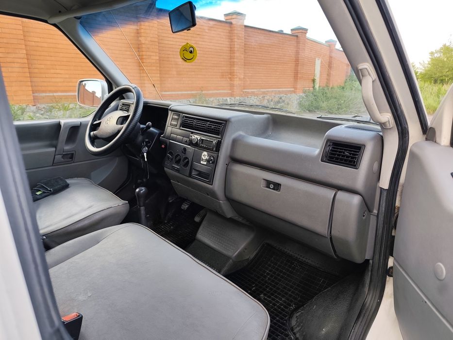 Продам Volkswagen т4 caravelle / Оригинальный пассажир  8+1,  2.5 TDI