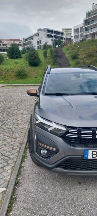 Dacia Jogger Extreme Hybrid 140 (7 Lugares) – 2023 – Como Novo