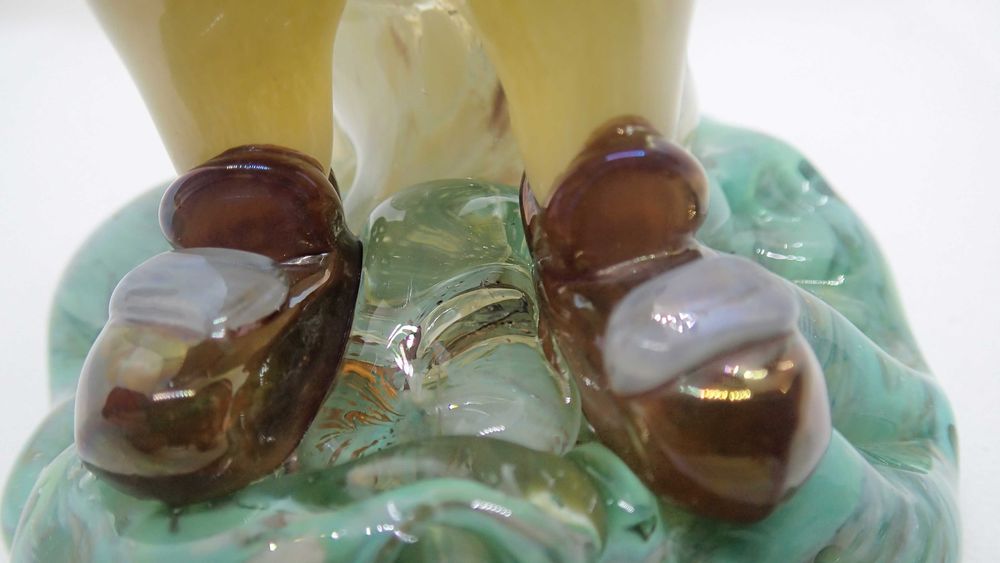 Estatueta antiga em Vidro