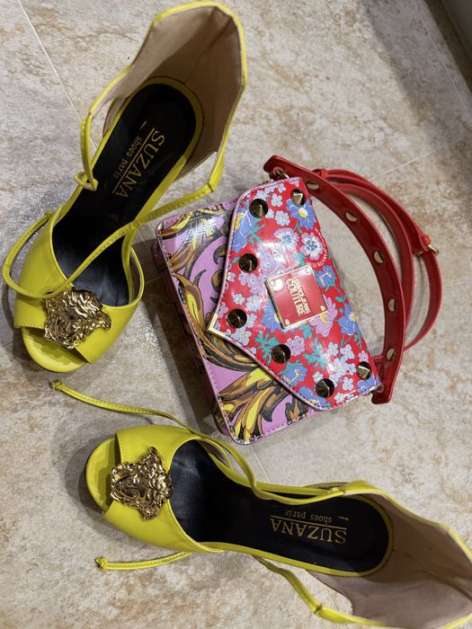 босоніжки Versace