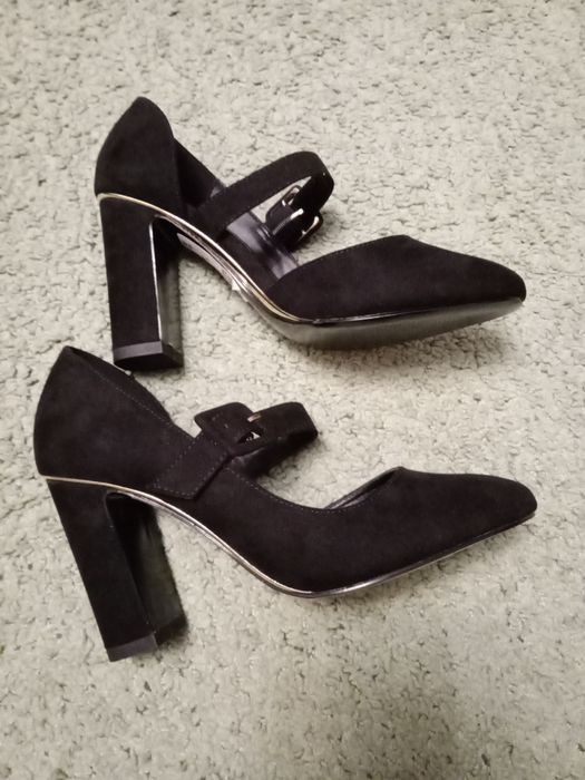 Туфлі, босоніжки, нові