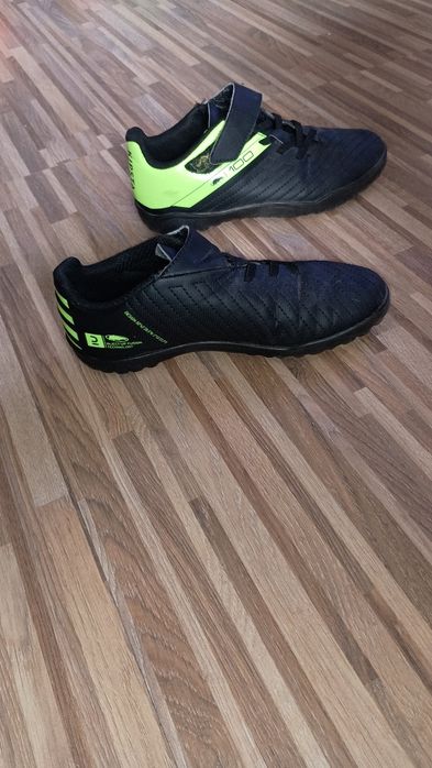 Buty turfy piłkarskie kipsta