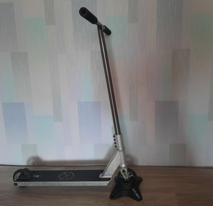 Трюковий самокат Native Stem Pro Scooter L size