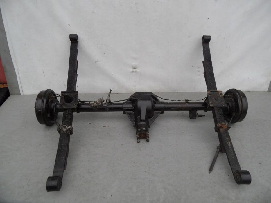 MOST TYŁ TYLNY OŚ BELKA PORTER DAIHATSU HIJET