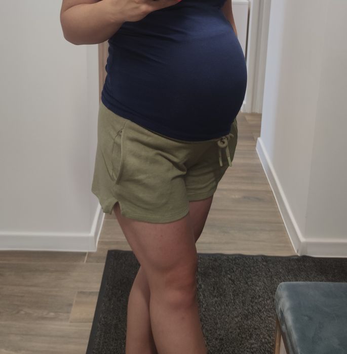 Ciążowe spodenki roz xs