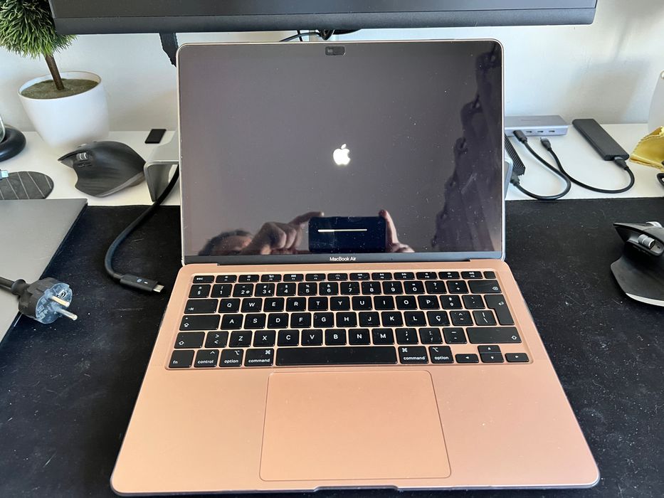 Macbook Air i5 (2020) Impecável