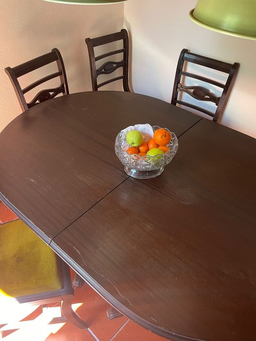 Mesa de jantar em Madeira maciça457923866710528002