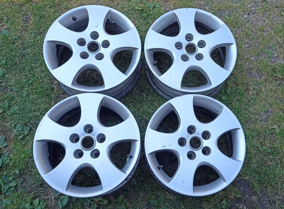 Komplet alufelg 16 cali 5x114,3 ET40 otwór 66,1