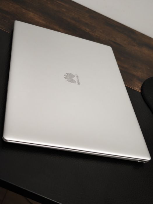 Huawei Matebook X pro 8GB RAM/ SSD 512GB / i5 8250U /Dotykowy Ekran 3K
