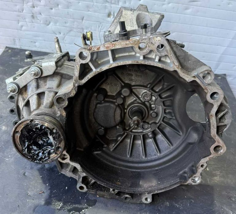 Caixa de Velocidades Audi A3/VW Golf IV 1.6 Ref: DLP