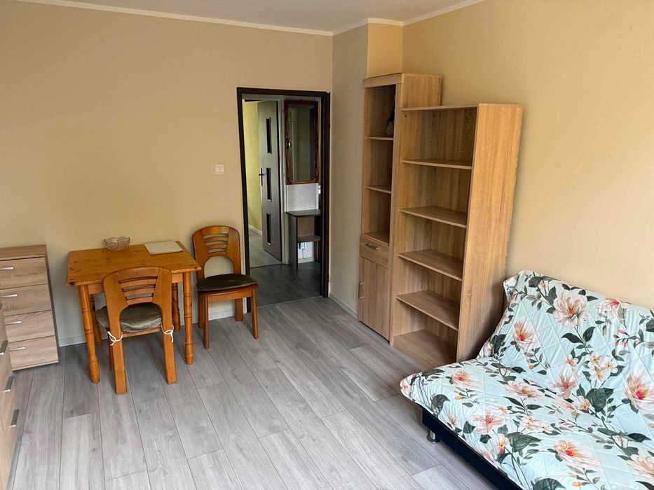 Mieszkanie do najmu, Otwock, 48m, 3 pokoje, balkon, komórka IIp., centrum.