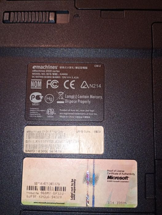 Продам ноутбук.E mashines.