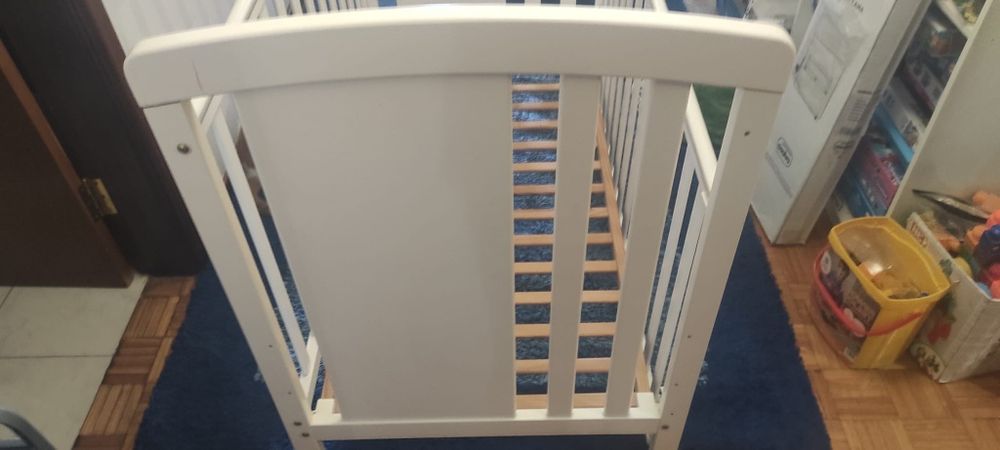 Berço / Cama de grades