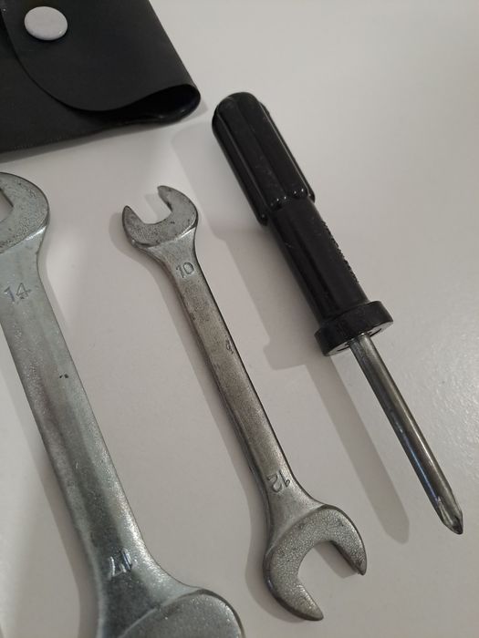 Ferramentas e Estojo originais Yamaha DT 50 LC