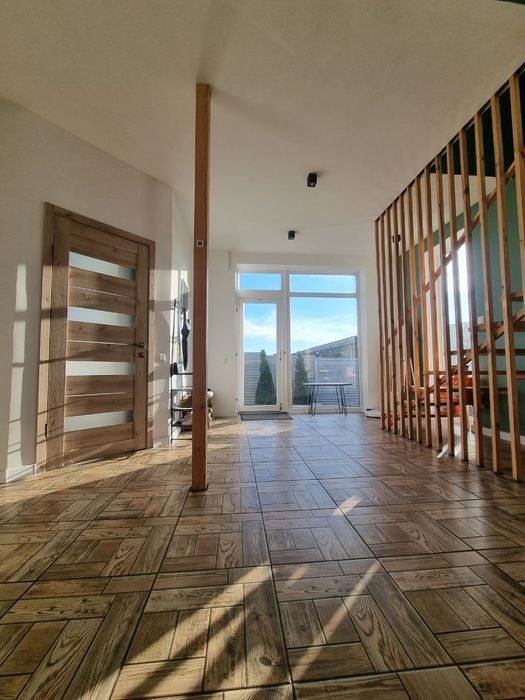 Продам шикарный дом солнечное