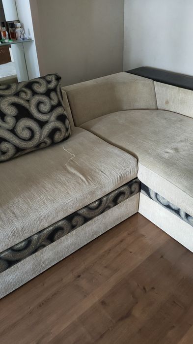 Диван угловой б/у